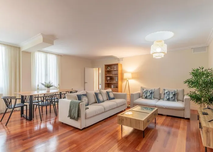 Akomodat En En El Centro De Con Parking Apartman