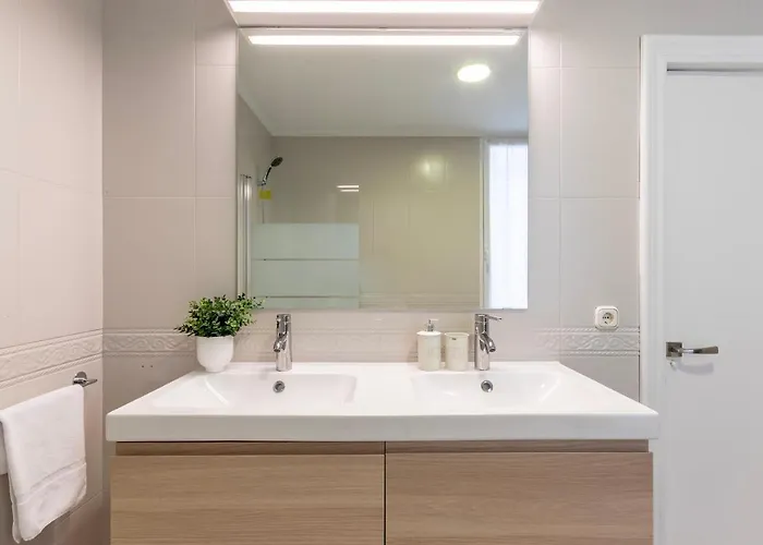 Akomodat En En El Centro De Con Parking Bilbao