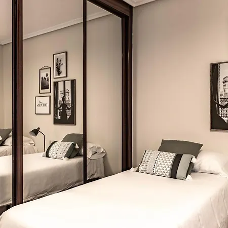 Akomodat En En El Centro De Con Parking * 毕尔巴鄂