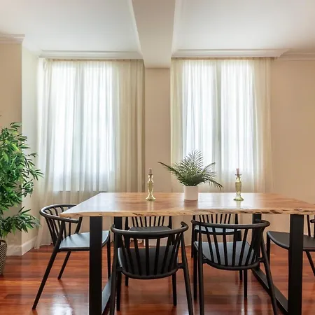 Akomodat En En El Centro De Con Parking Більбао