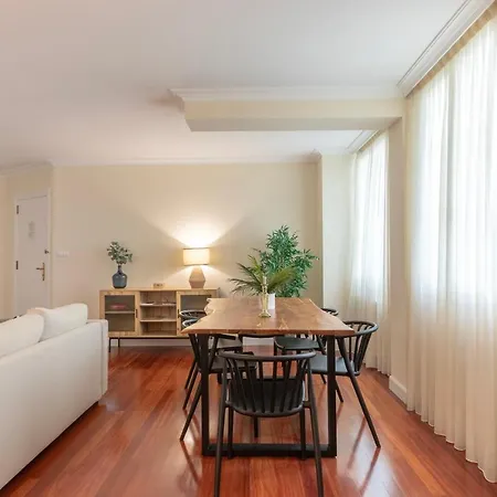 Akomodat En En El Centro De Con Parking * Більбао