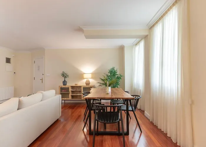 Akomodat En En El Centro De Con Parking * Більбао