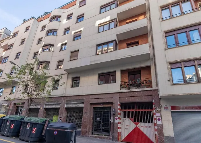 Akomodat En En El Centro De Con Parking * Більбао